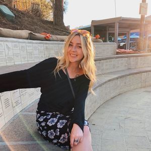 Meet your Posher, April